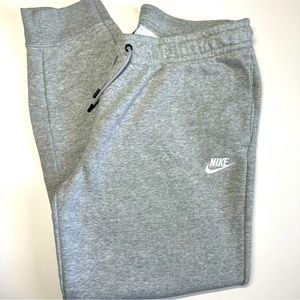 NWOT Womens Large Nike Sweatpant Joggers